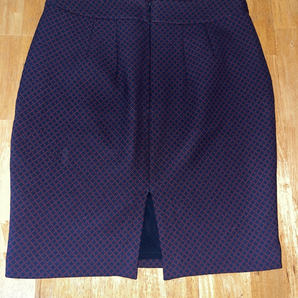 Express Red and Navy Patterned Pencil Skirt
